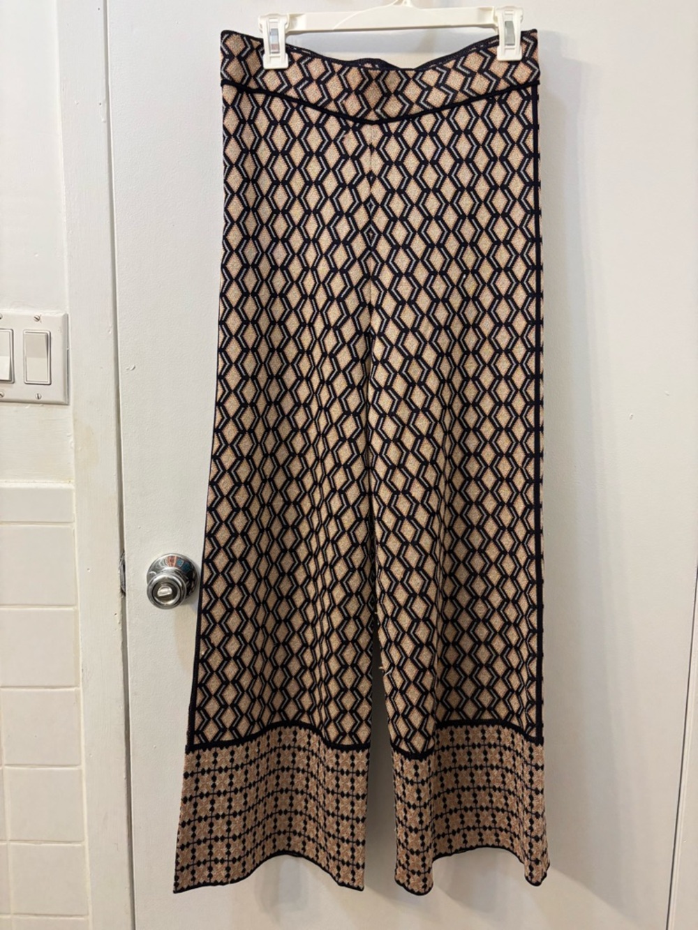 Zara Knit Diamond-Pattern Pants in Beige and Black